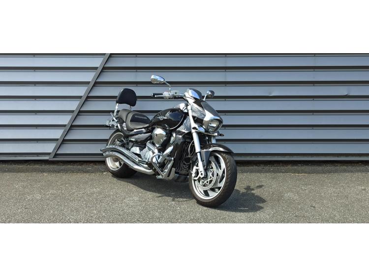 SUZUKI INTRUDER 1800