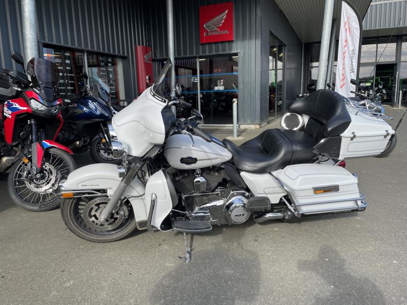 HARLEY-DAVIDSON TOURING ELECTRA GLIDE 1690 ULTRA CLASSIC