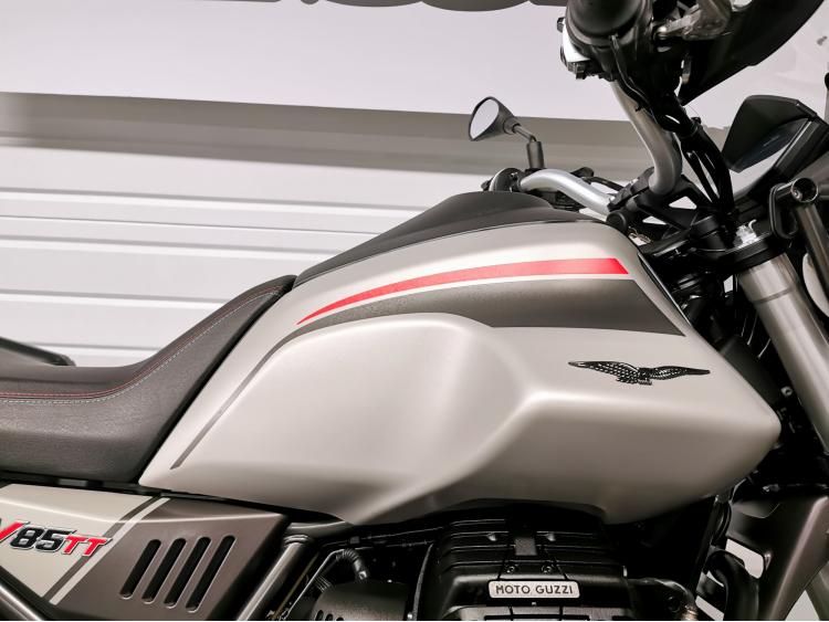 MOTO GUZZI V85 TT TRAVEL PACK 850 - V 85 - ELIGIBLE PERMIS A2 - V85TT
