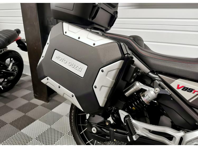 MOTO GUZZI V85 TT TRAVEL PACK 850 - V 85 - ELIGIBLE PERMIS A2 - V85TT