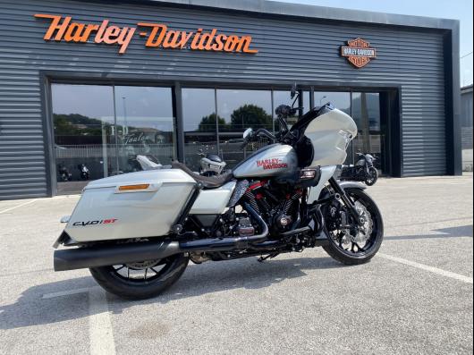 HARLEY-DAVIDSON TOURING ROAD GLIDE 1977 CVO ST