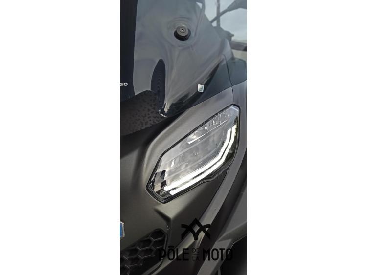 PIAGGIO MP3 530 HPE EXCLUSIVE