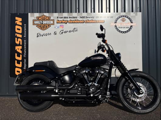 HARLEY-DAVIDSON SOFTAIL STREET BOB 1745