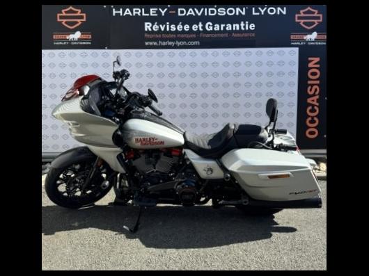 HARLEY-DAVIDSON TOURING ROAD GLIDE 1977 CVO ST