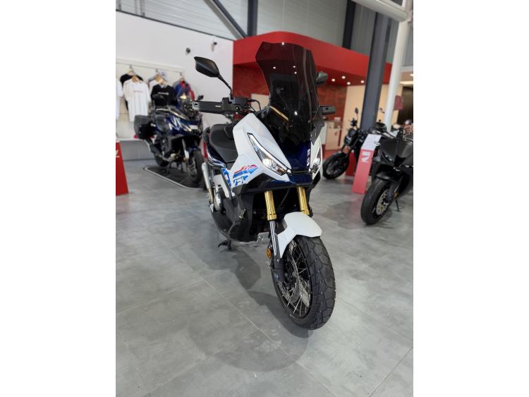 HONDA X-ADV 750 Spéciale édition