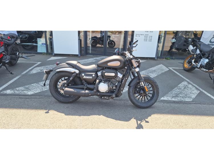 BENDA MOTOR 125 AVENGERS
