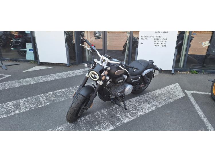 BENDA MOTOR 125 AVENGERS