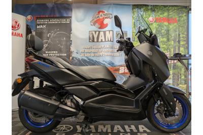 YAMAHA XMAX 300