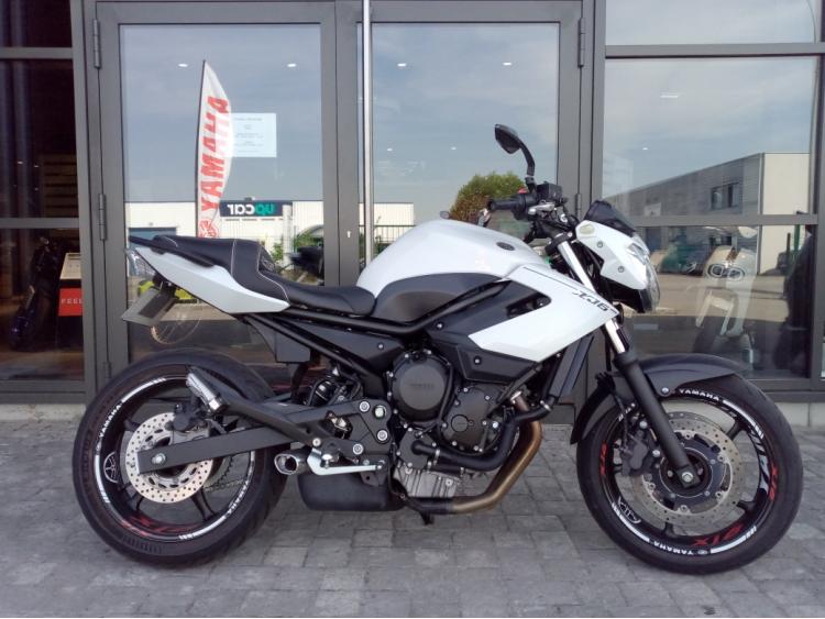 YAMAHA XJ6 