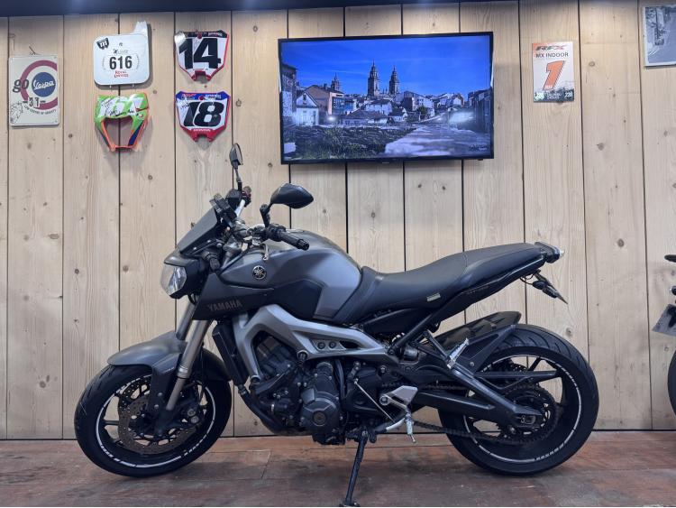 YAMAHA MT-09 / GARANTIE 12 MOIS 