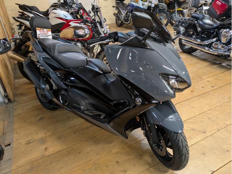 YAMAHA XP T-MAX 560 TECH MAX