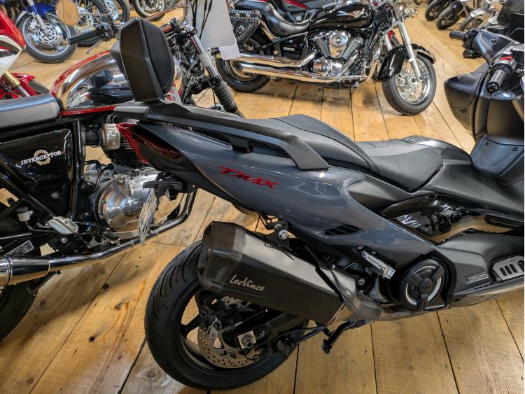 YAMAHA XP T-MAX 560 TECH MAX