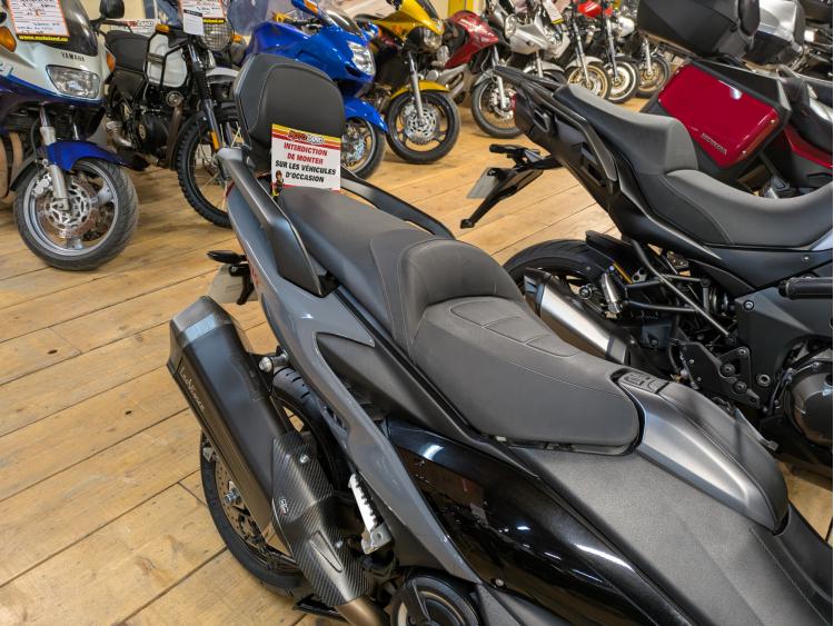 YAMAHA XP T-MAX 560 TECH MAX