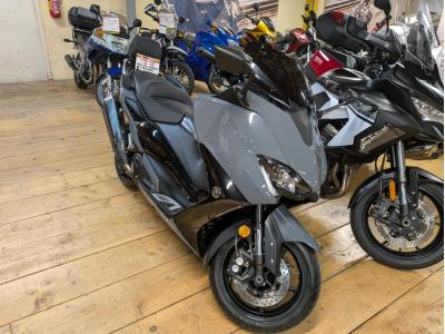 YAMAHA XP T-MAX 560 TECH MAX