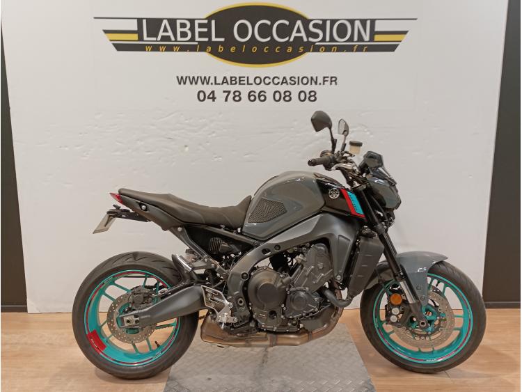 YAMAHA MT 09