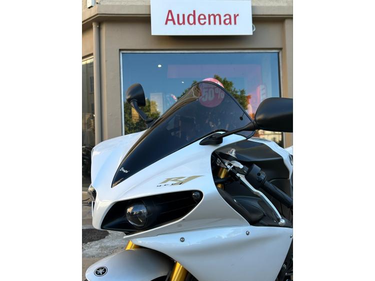 YAMAHA YZF 1000 R1 CROSS PLANE