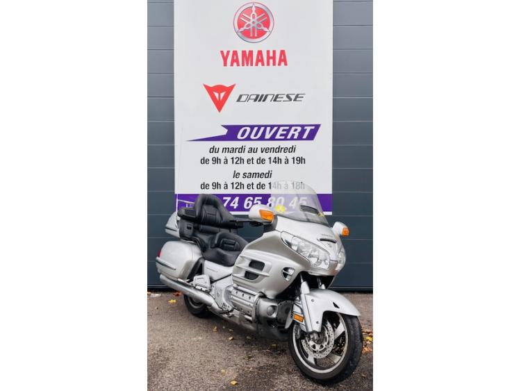 HONDA GL1800 GOLDWING