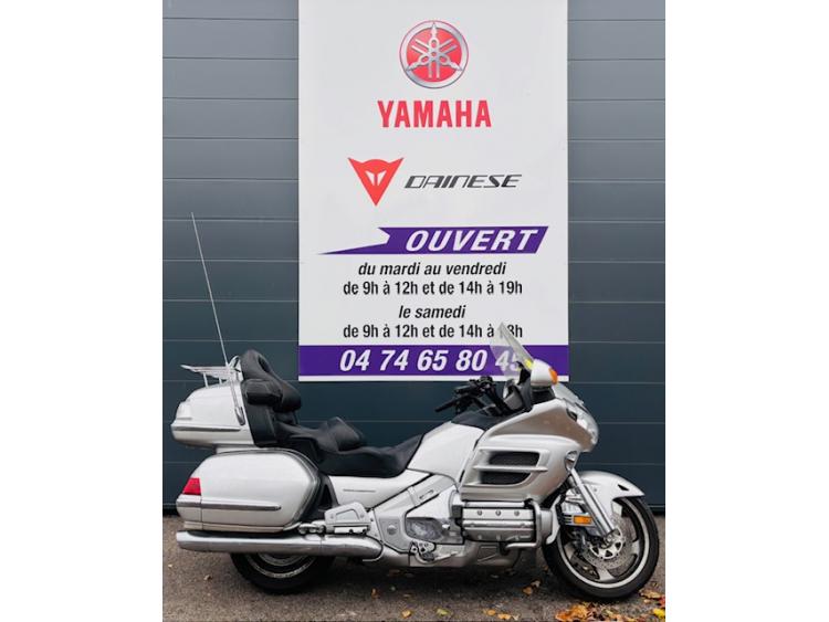 HONDA GL1800 GOLDWING