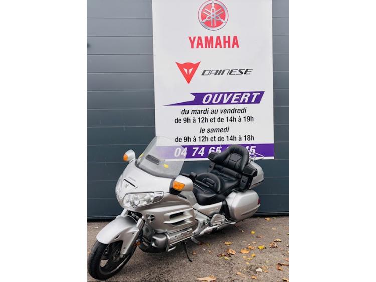 HONDA GL1800 GOLDWING