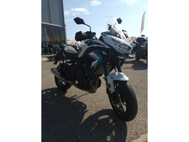 KAWASAKI VERSYS 650