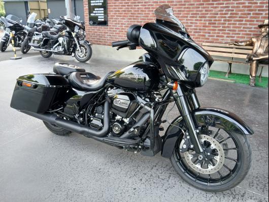 HARLEY-DAVIDSON TOURING STREET GLIDE 1745 SPECIAL