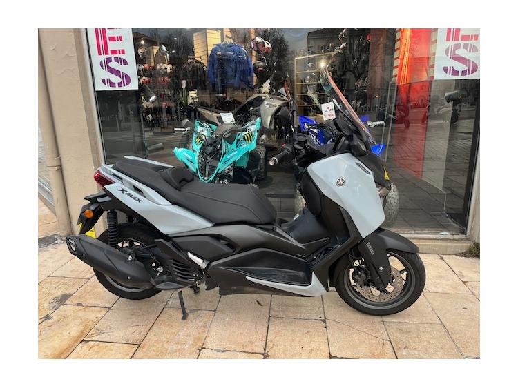 YAMAHA X-MAX 125 TECH MAX