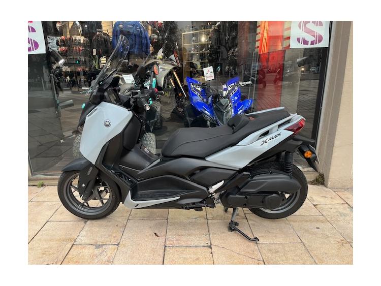YAMAHA X-MAX 125 TECH MAX