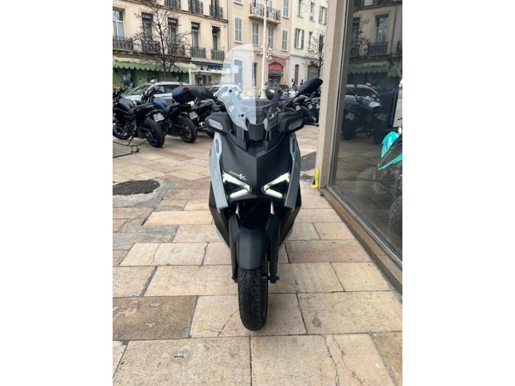 YAMAHA X-MAX 125 TECH MAX