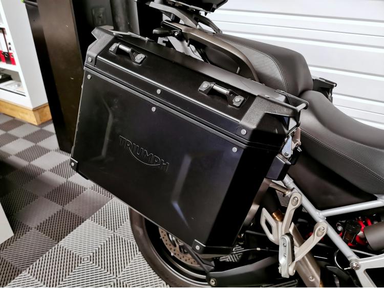 TRIUMPH TIGER 1200 GT EXPLORER - 1ERE MAIN