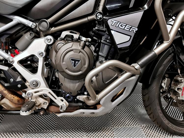 TRIUMPH TIGER 1200 GT EXPLORER - 1ERE MAIN