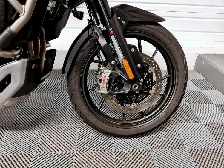 TRIUMPH TIGER 1200 GT EXPLORER - 1ERE MAIN