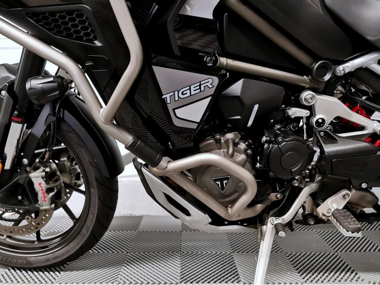 TRIUMPH TIGER 1200 GT EXPLORER - 1ERE MAIN