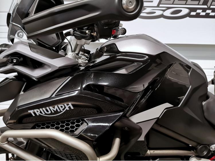 TRIUMPH TIGER 1200 GT EXPLORER - 1ERE MAIN