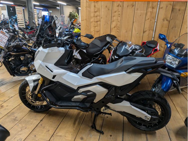 HONDA X-ADV