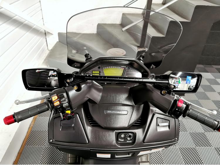 SUZUKI BURGMAN 650 - RESERVE A PRO