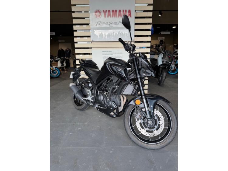 YAMAHA MT-03