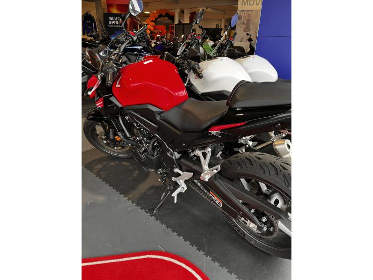 HONDA CB 500 F HORNET