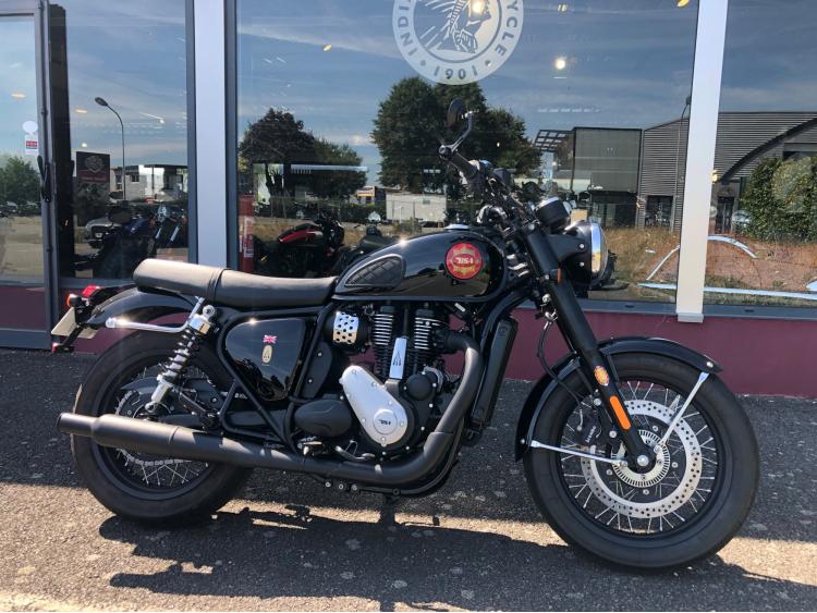 BSA GOLDSTAR 650