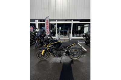 YAMAHA MT-09