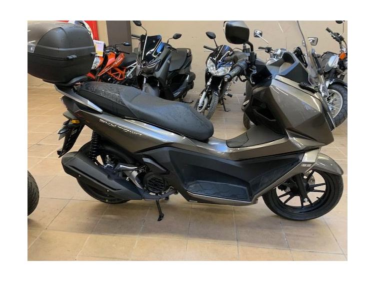 KYMCO SKYTOWN 125 CBS