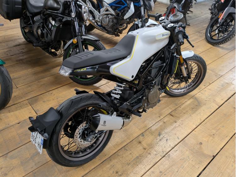 HUSQVARNA 401 VITPILEN A2