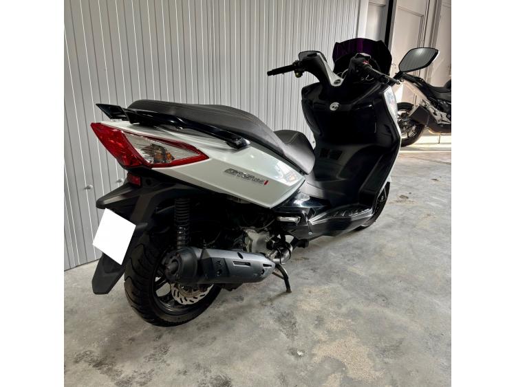 SYM GTS 125 I