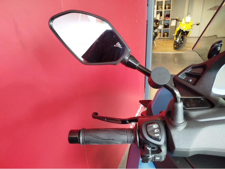 YAMAHA TRICITY 300 + EQUIPEMENTS