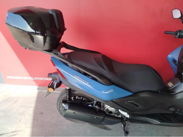 YAMAHA TRICITY 300 + EQUIPEMENTS