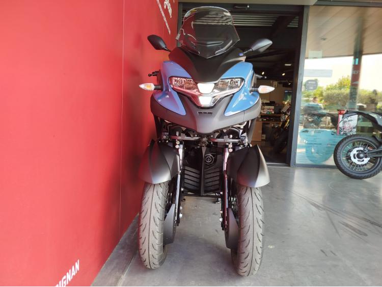 YAMAHA TRICITY 300 + EQUIPEMENTS