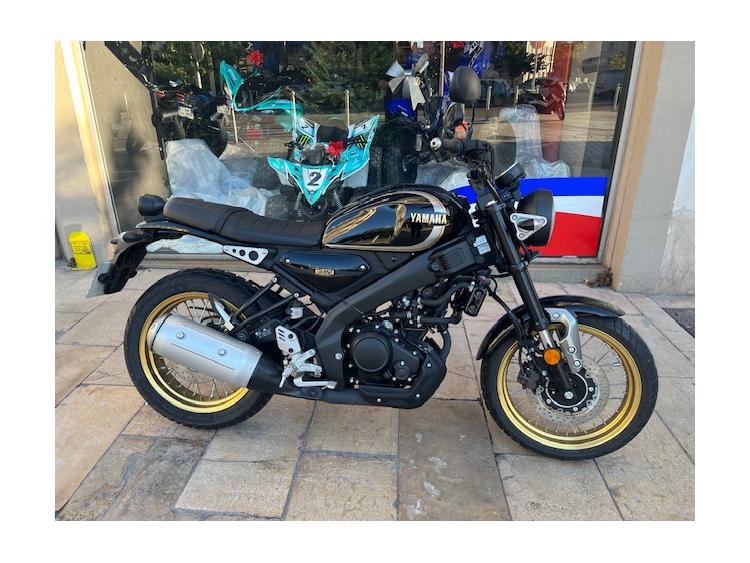 YAMAHA XSR 125 Legacy
