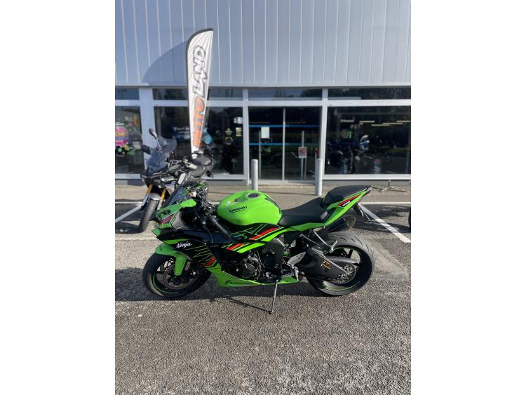 KAWASAKI ZX-6R 636