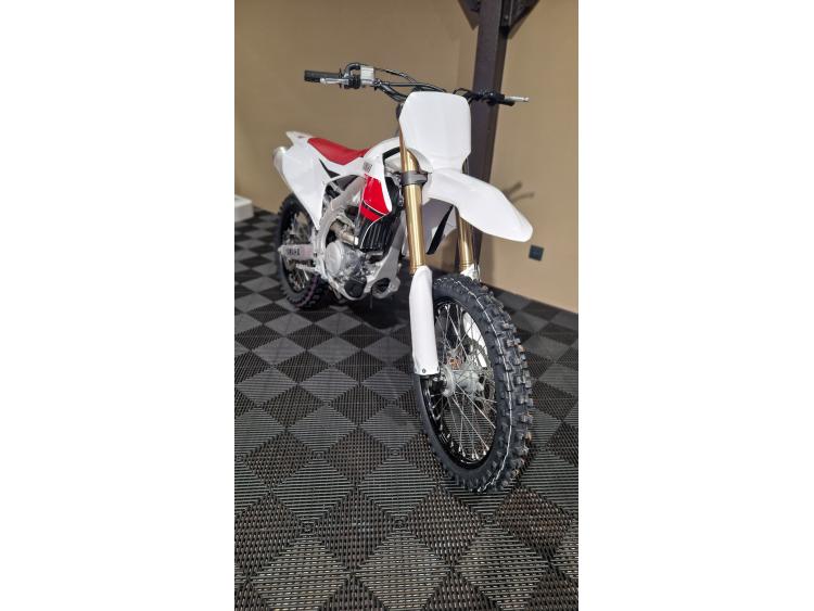 YAMAHA YZ-F 250 70 th