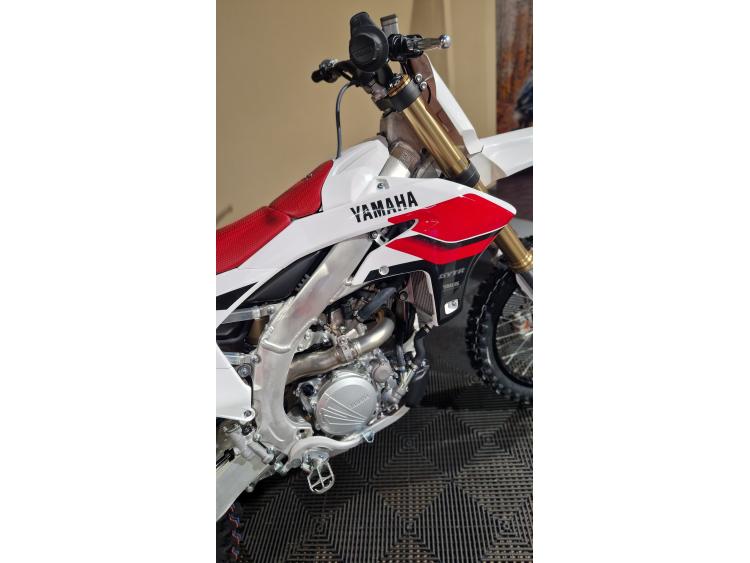 YAMAHA YZ-F 250 70 th