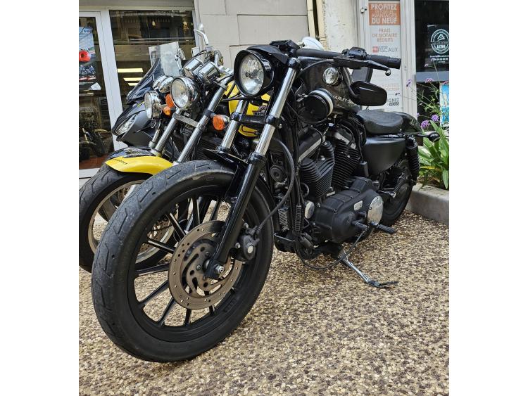 HARLEY-DAVIDSON SPORTSTER IRON 883